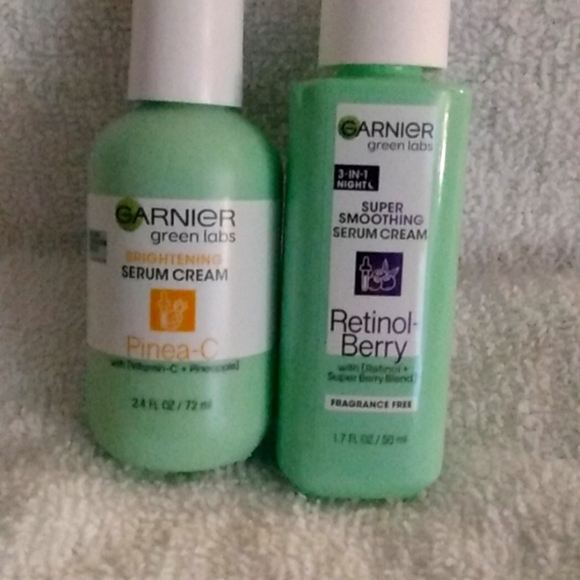 Garnier Skincare Garnier Green Labs Retinol Berry Night Serum And Vitamin C Day Serum Set